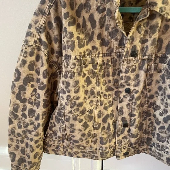 NWT! Free People Leopard Print Denim Jacket - Picture 3 of 9
